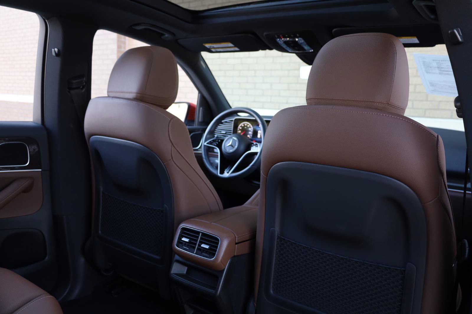 Used 2025 Mercedes-Benz GLE 350 4MATIC image 24