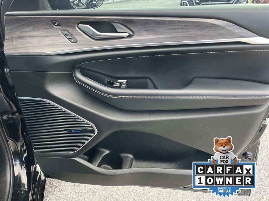 Used 2022 Jeep Grand Cherokee L Overland w/ Luxury Tech Group IV image 23