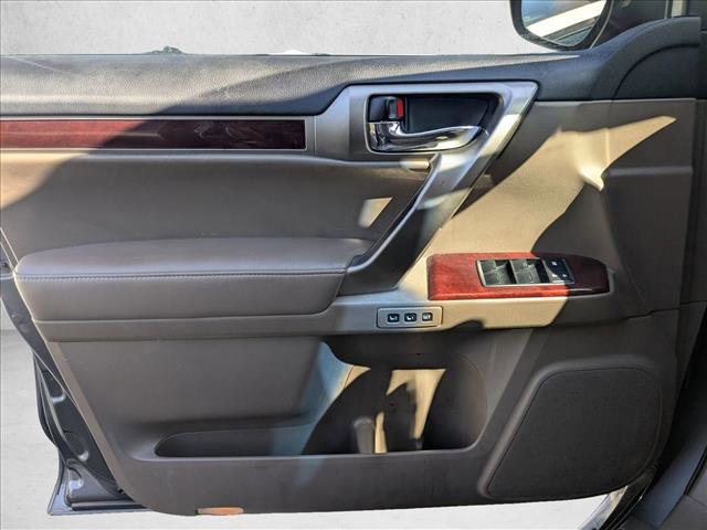 Used 2016 Lexus GX 460 image 13