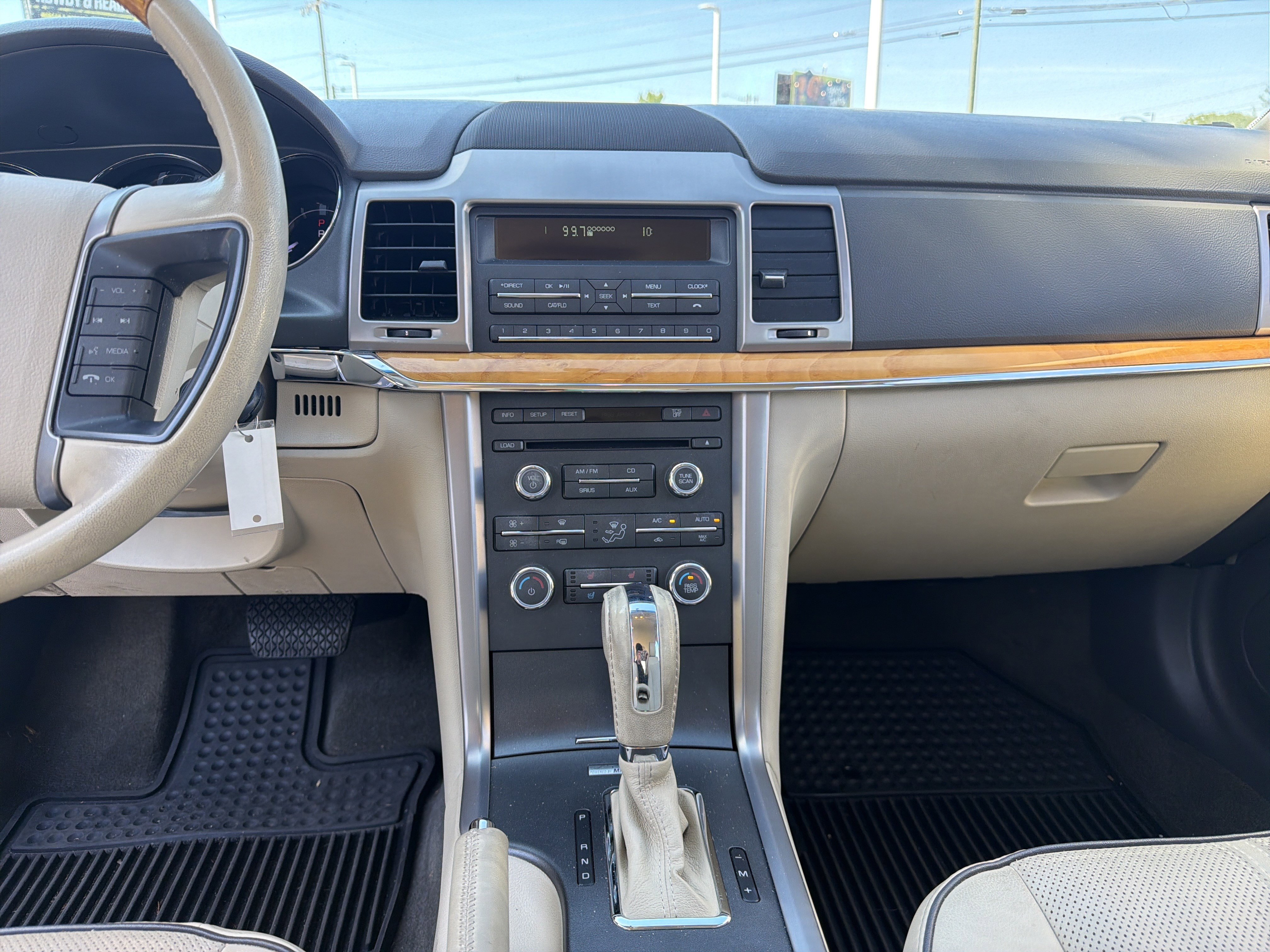 Used 2012 Lincoln MKZ FWD image 31