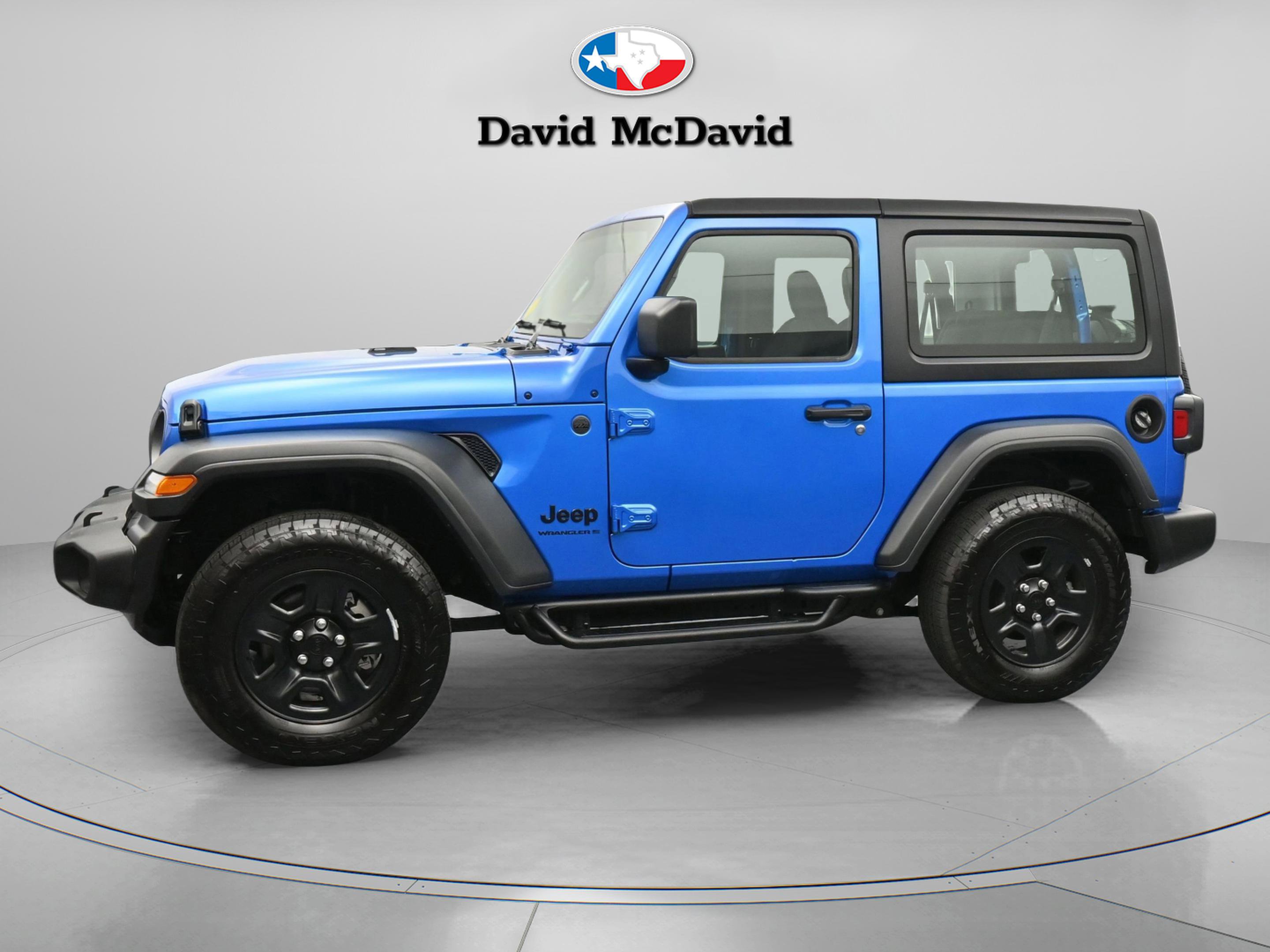 Used 2025 Jeep Wrangler Sport image 4