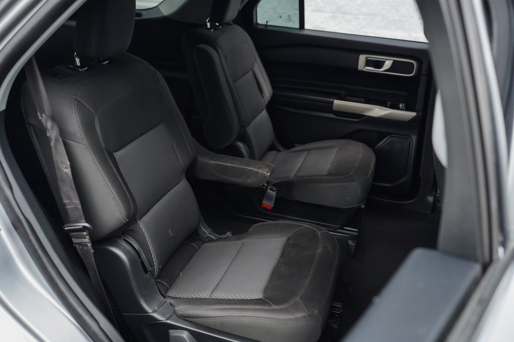 Used 2023 Ford Explorer XLT image 26