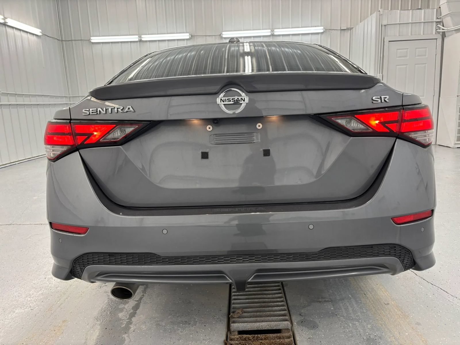 Used 2022 Nissan Sentra SR FWD image 5