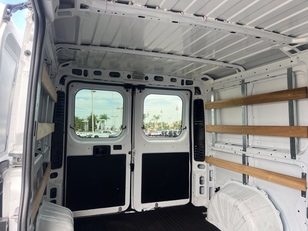 Used 2025 RAM ProMaster 2500 w/ U-Haul Equipment Group FWD image 36