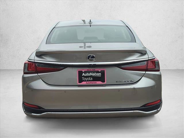 Used 2019 Lexus ES 300h w/ Accessory Package 2 image 6