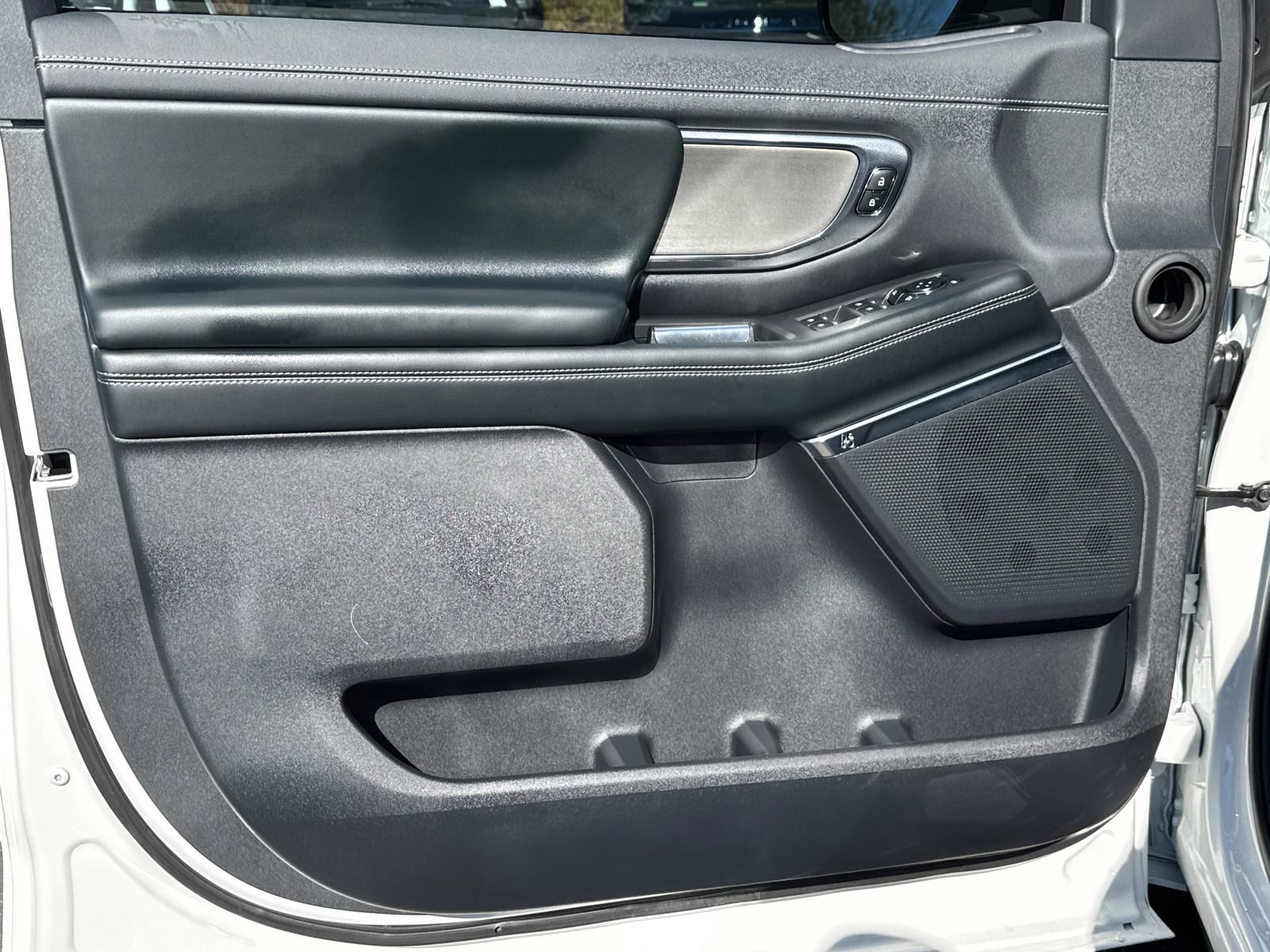 New 2026 Ford Expedition Max Platinum w/ Driver's Package AWD/4WD image 12