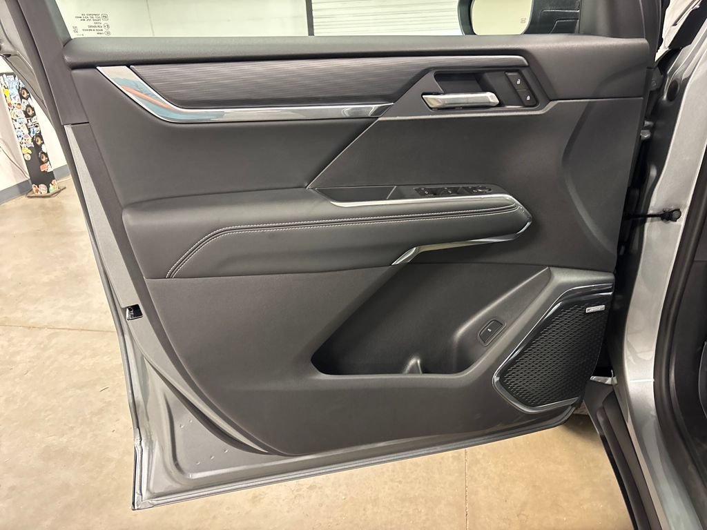 New 2026 GMC Acadia Elevation w/ Black Edition AWD/4WD image 21