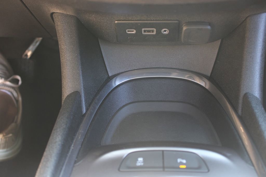 Used 2024 Chevrolet Malibu LT FWD image 40