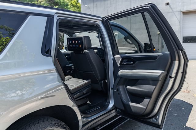 Used 2026 GMC Yukon AT4 w/ AT4 Premium Plus Package AWD/4WD image 17