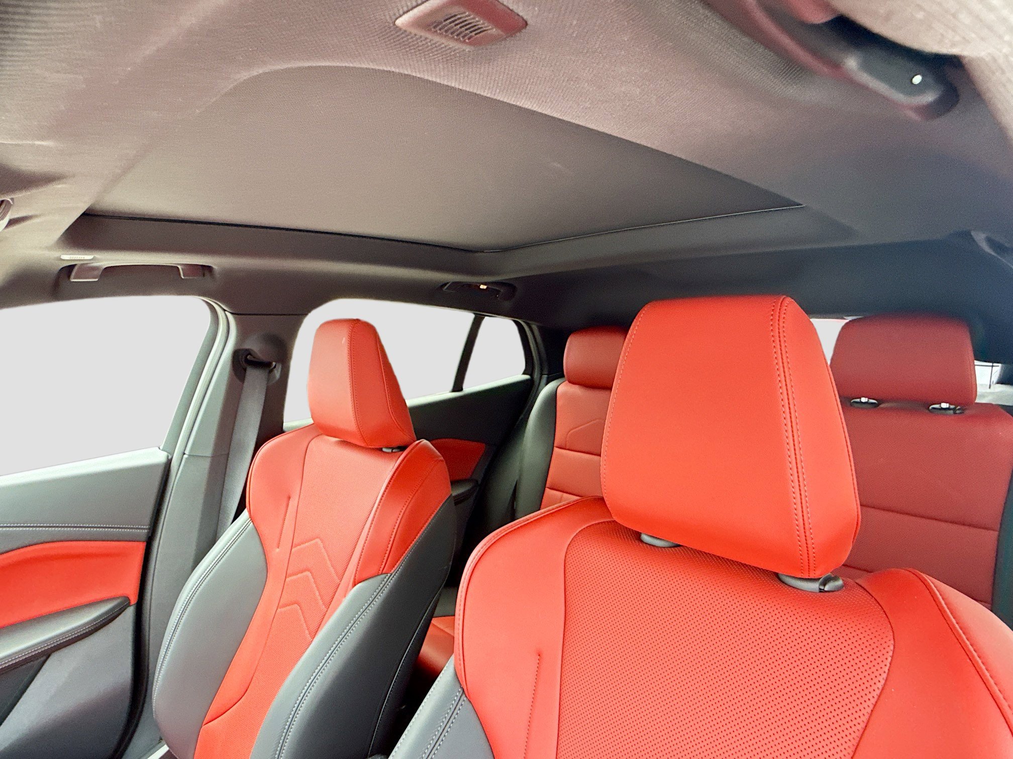 Used 2025 BMW X2 xDrive28i image 27