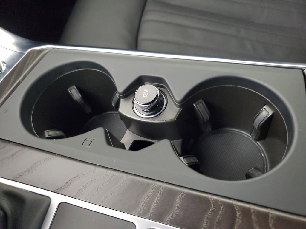 Used 2023 Audi A6 Premium Plus w/ Premium Plus Package image 30