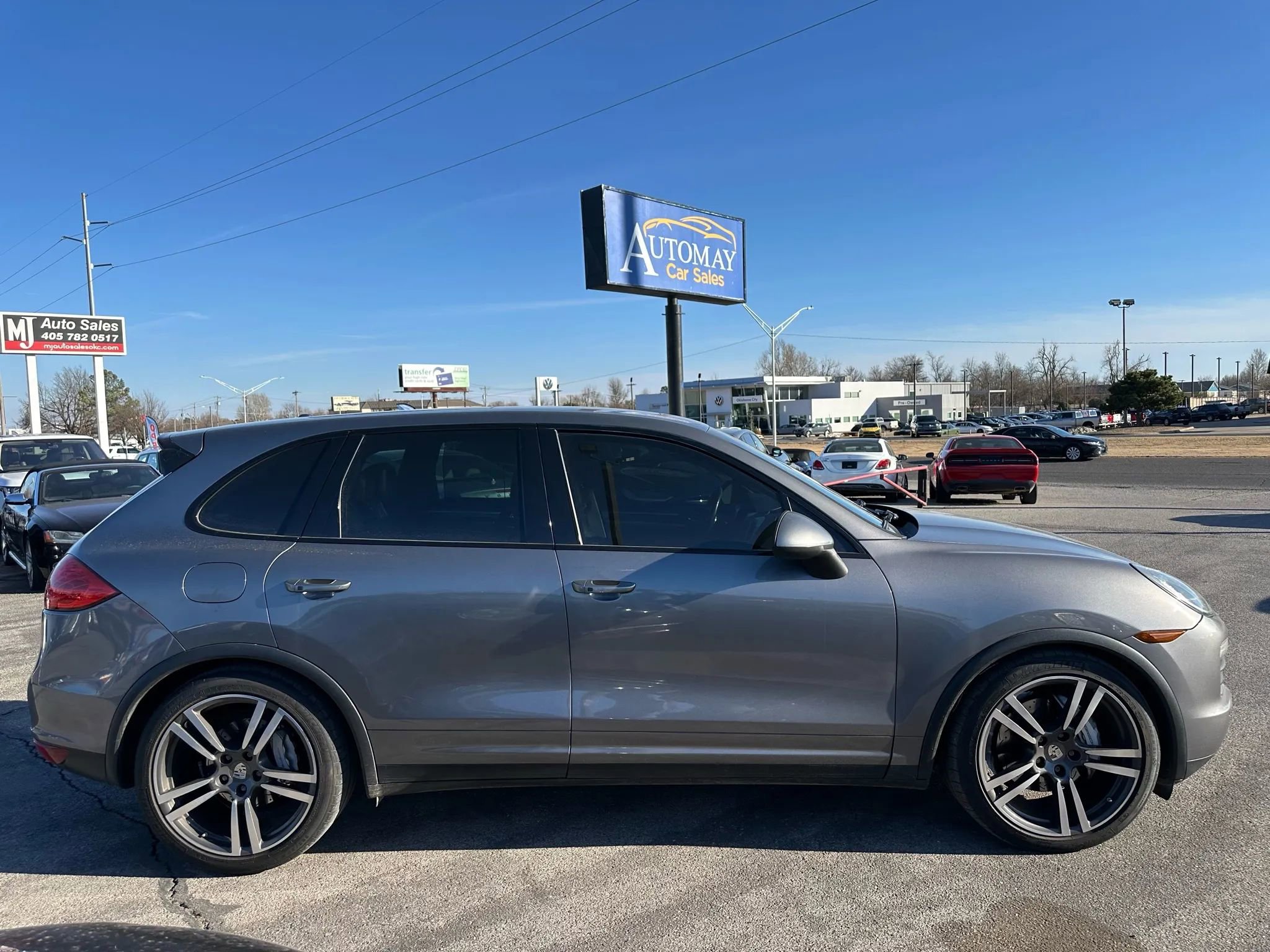 Used 2011 Porsche Cayenne S AWD/4WD image 31