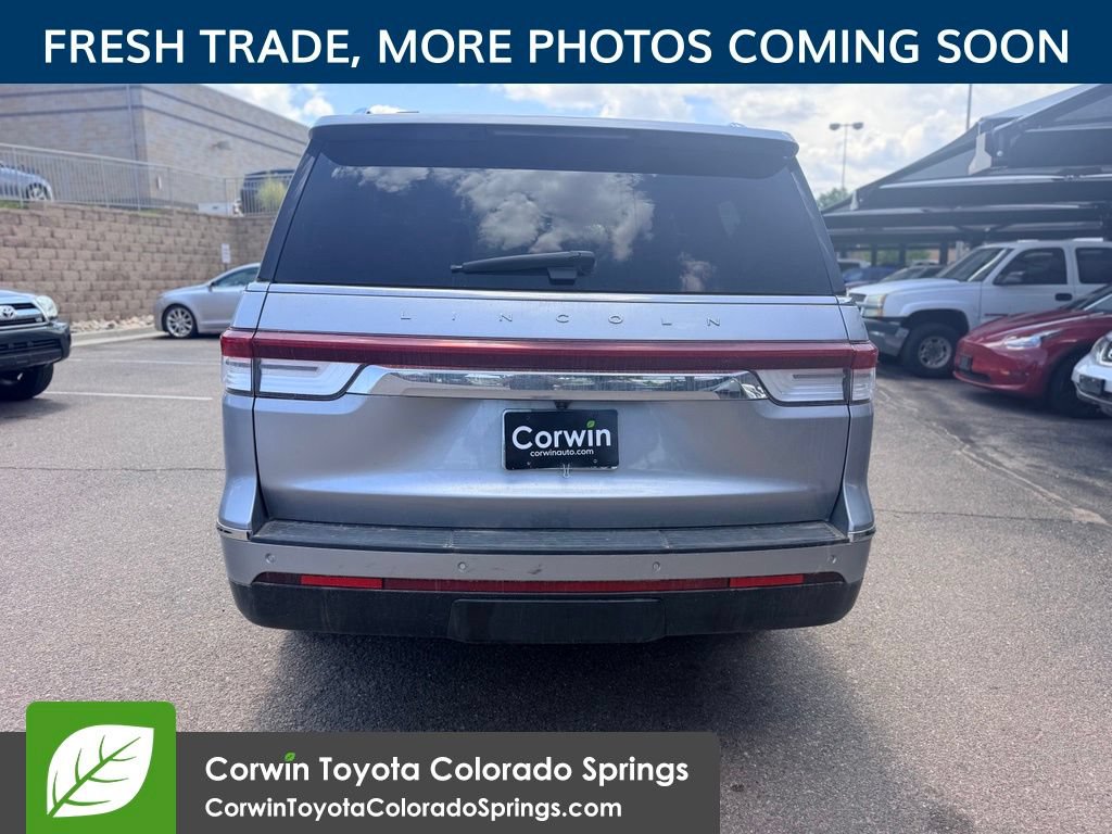 Used 2024 Lincoln Navigator L Reserve AWD/4WD image 7