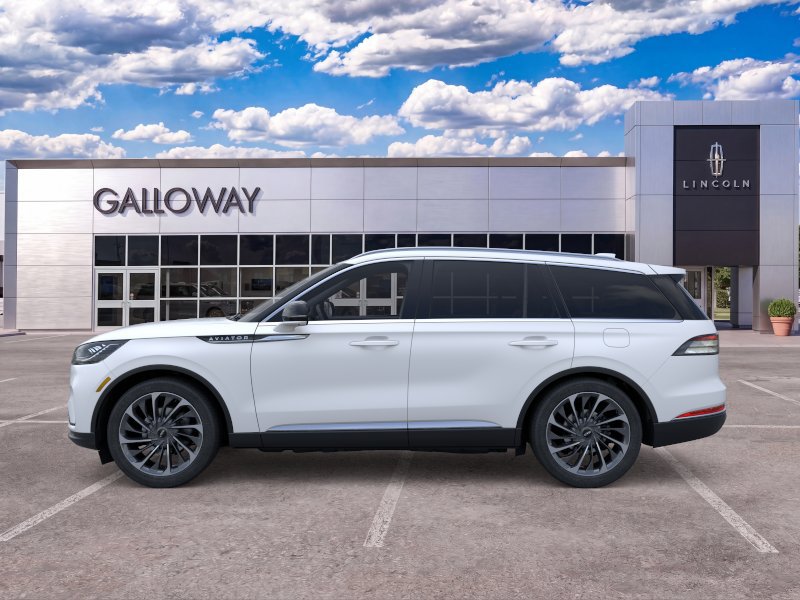 New 2026 Lincoln Aviator Reserve RWD image 3