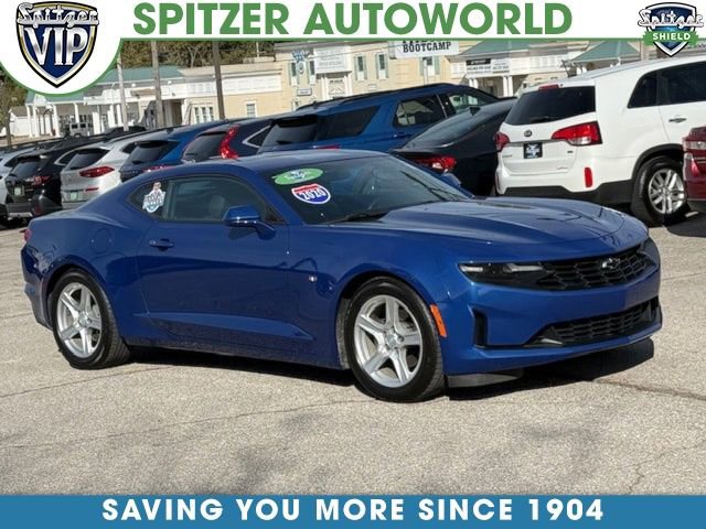 Used 2020 Chevrolet Camaro LT image 1