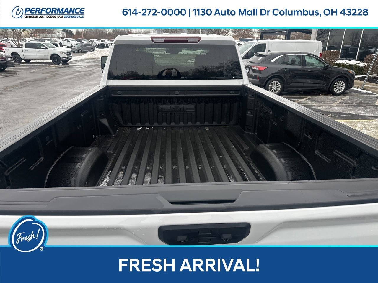 Used 2024 GMC Sierra 2500 SLE w/ SLE Convenience Package image 6