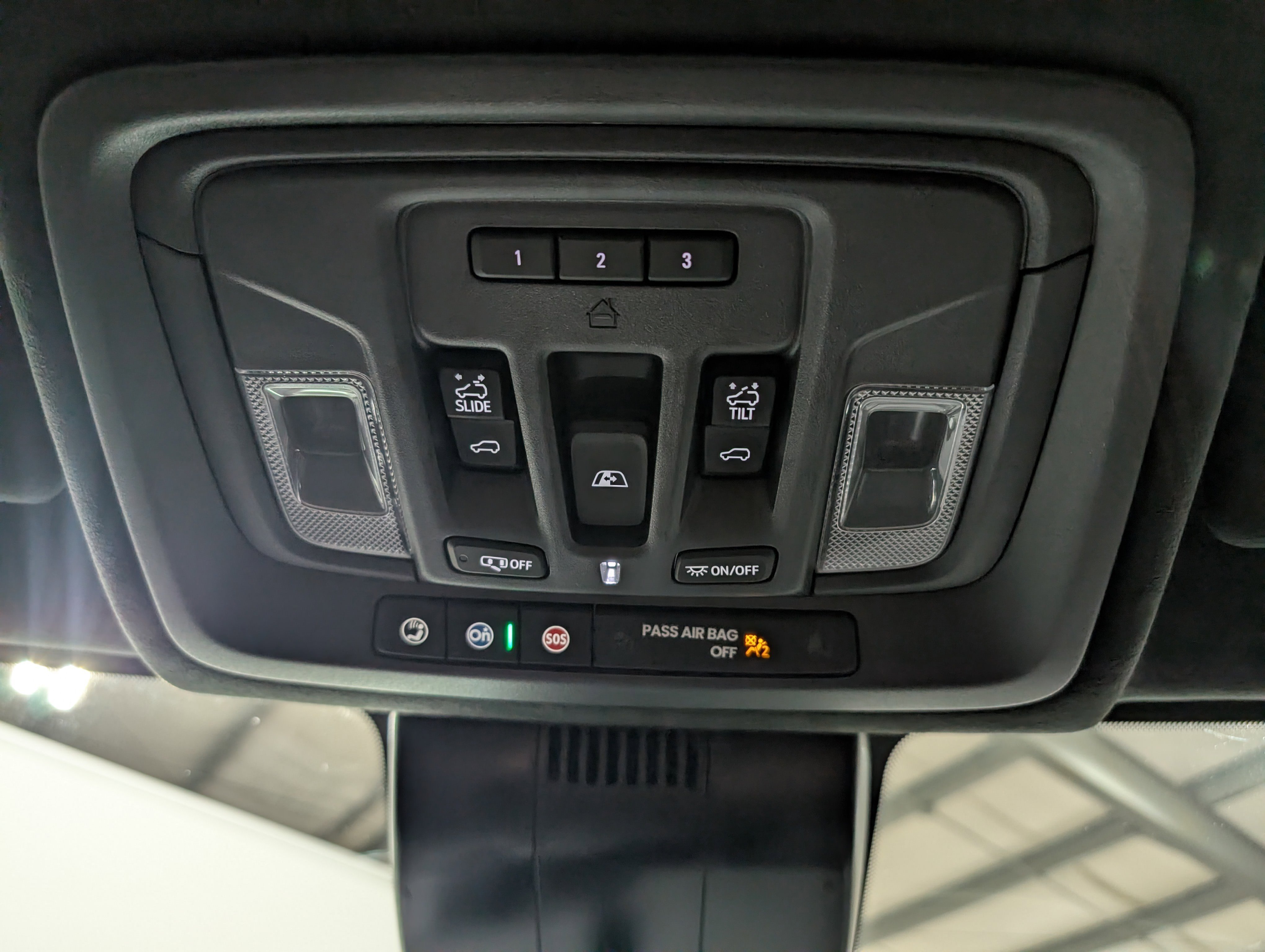 Used 2025 GMC Sierra 1500 Denali Ultimate image 29