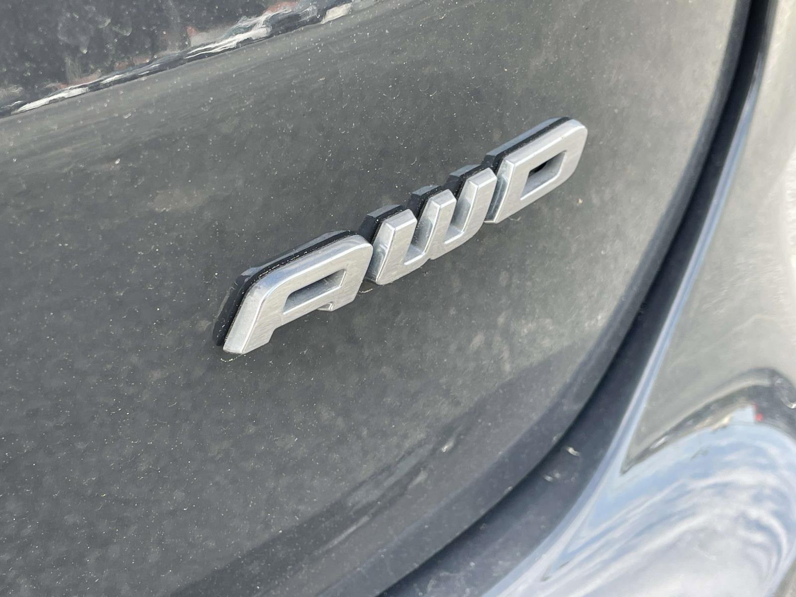 Used 2021 Ford Edge Titanium w/ Equipment Group 301A image 8