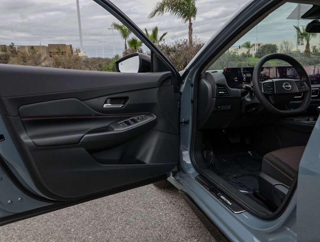New 2026 Nissan Sentra SR w/ Floor Mat Package image 13