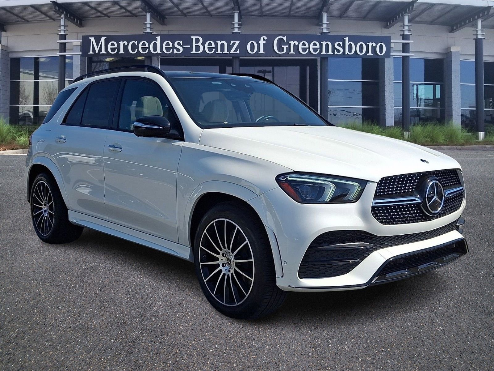 Certified 2023 Mercedes-Benz GLE 450 4MATIC image 3