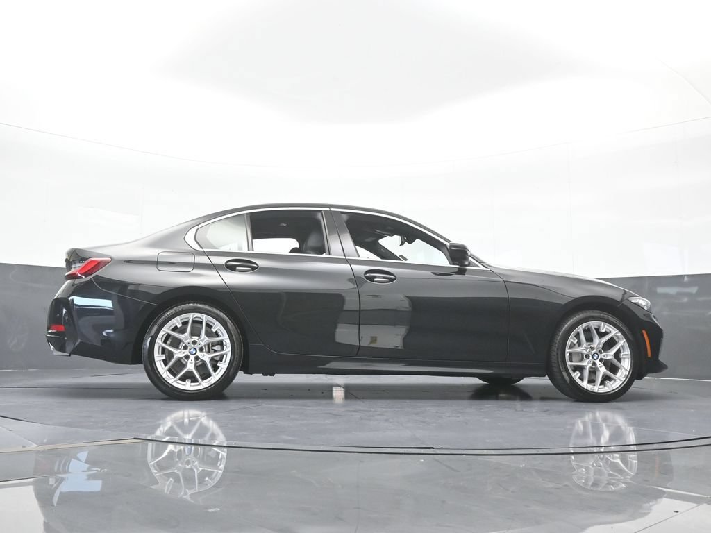 Used 2026 BMW 330i Sedan w/ Convenience Package RWD image 60