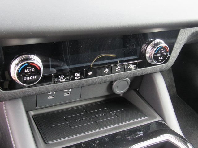 New 2026 Mitsubishi Outlander ES FWD image 18