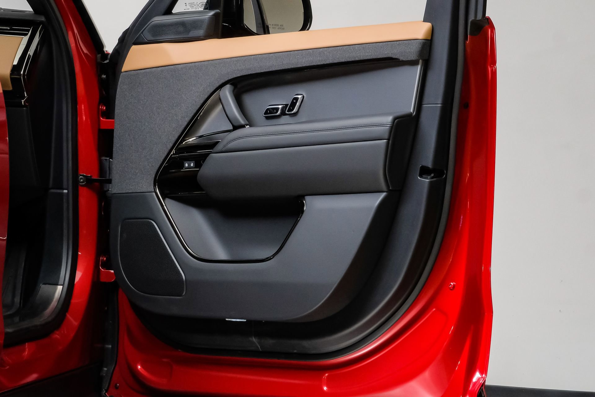 Used 2024 Land Rover Range Rover Sport Dynamic SE image 47