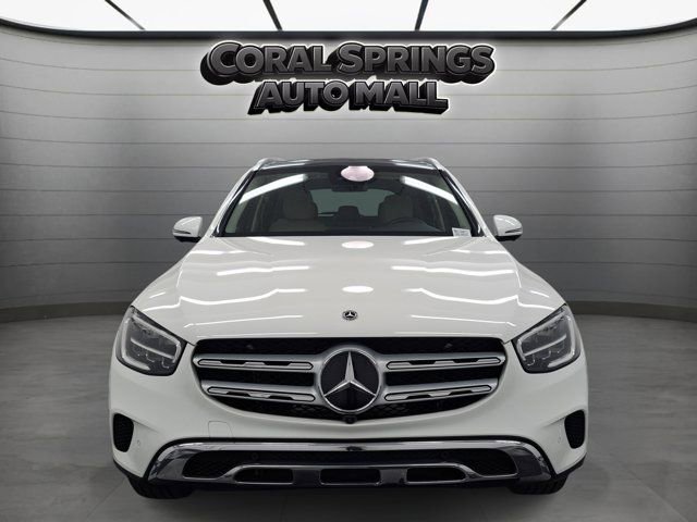 Used 2022 Mercedes-Benz GLC 300 image 2