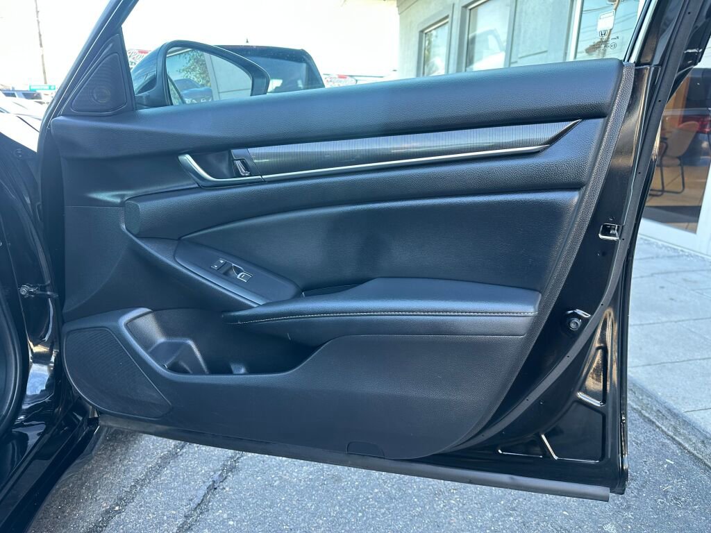 Used 2022 Honda Accord Sport image 24