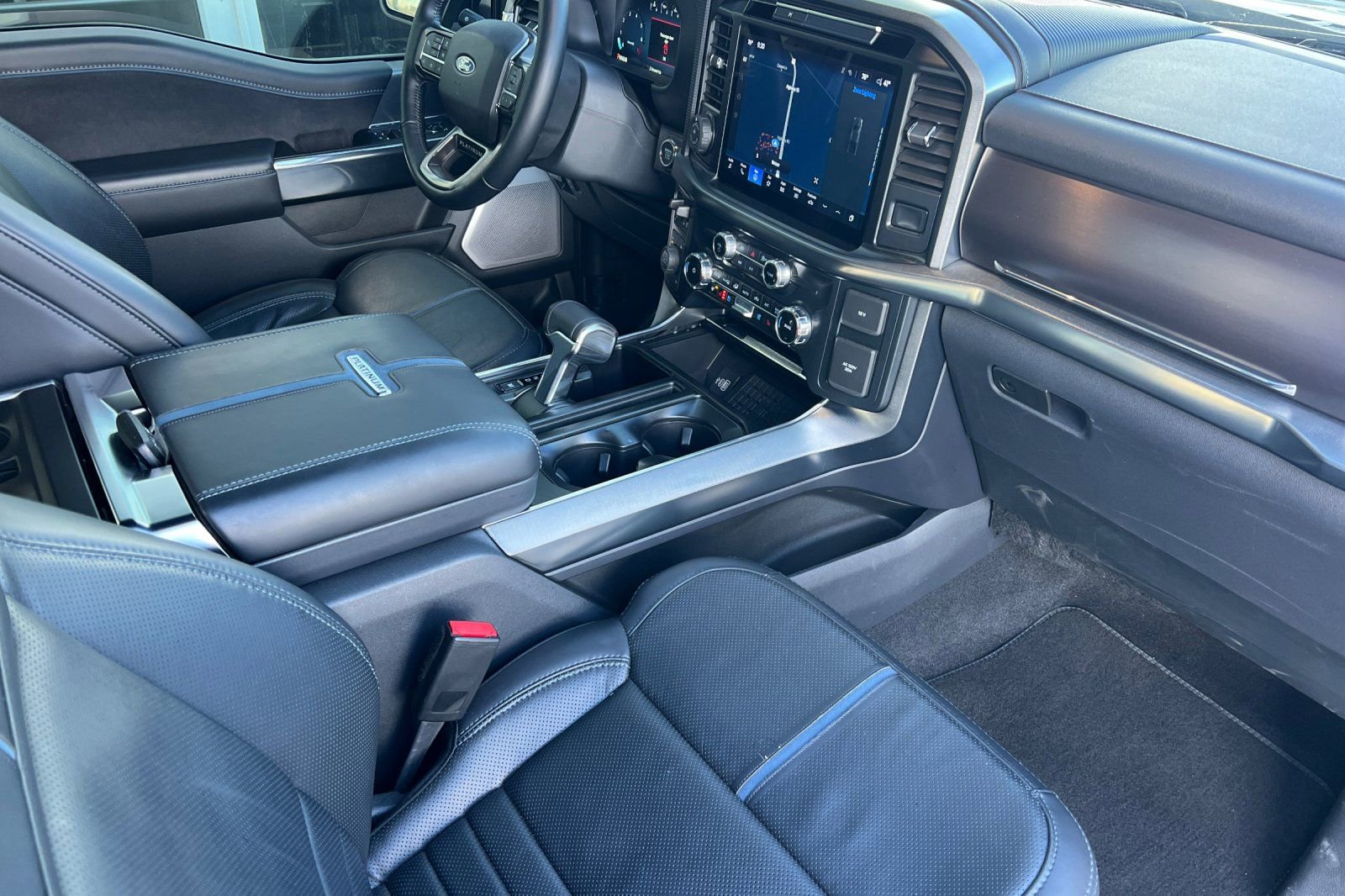 Used 2025 Ford F150 Platinum w/ Equipment Group 702A High image 16