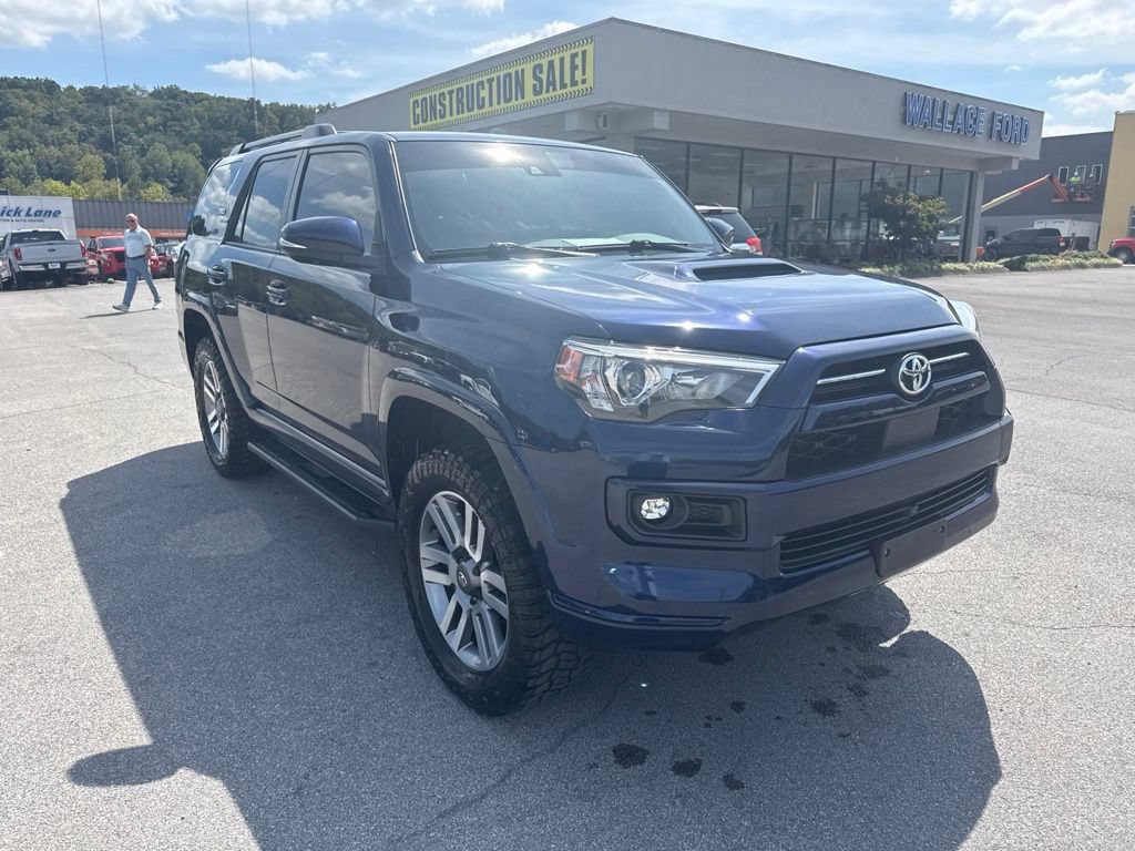 Used 2022 Toyota 4Runner TRD Sport w/ Technology Package AWD/4WD image 11