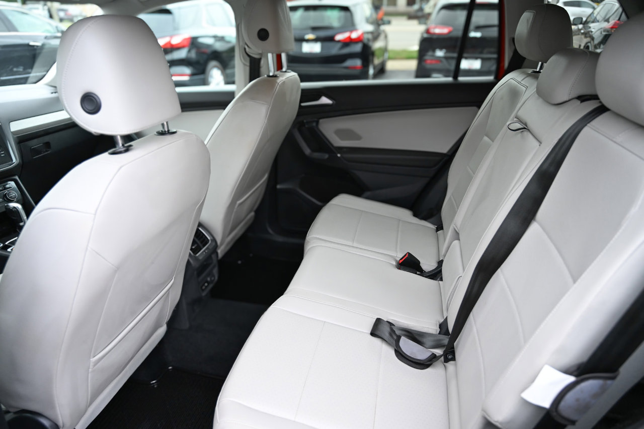 Used 2018 Volkswagen Tiguan SE image 14