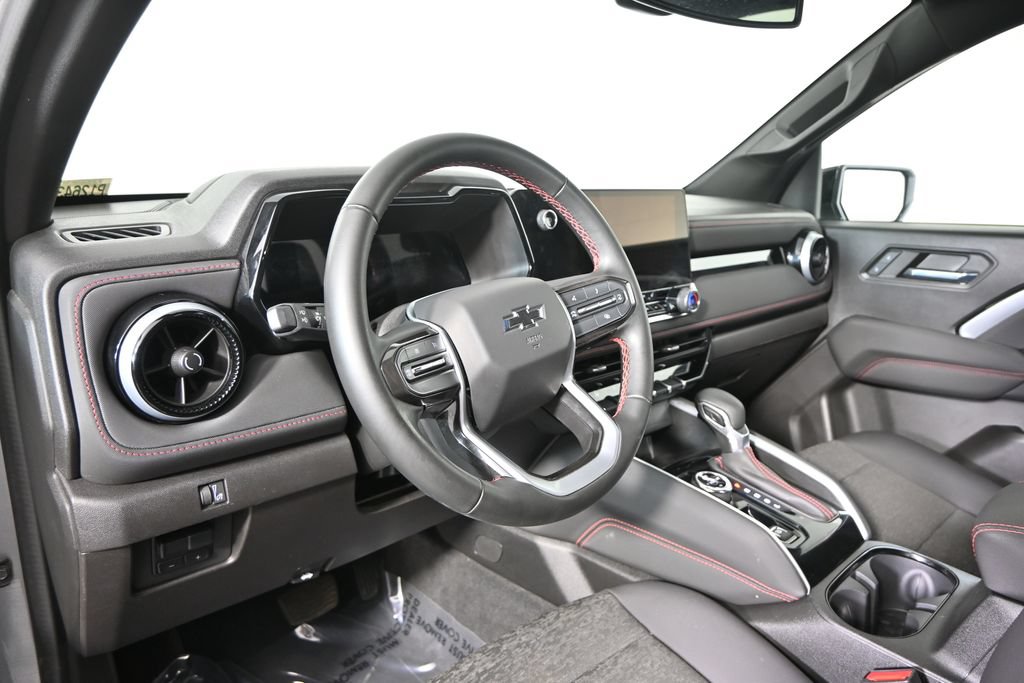 Used 2023 Chevrolet Colorado Z71 w/ Z71 Convenience Package 2 AWD/4WD image 22