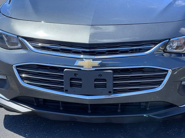 Used 2017 Chevrolet Malibu Premier FWD image 32