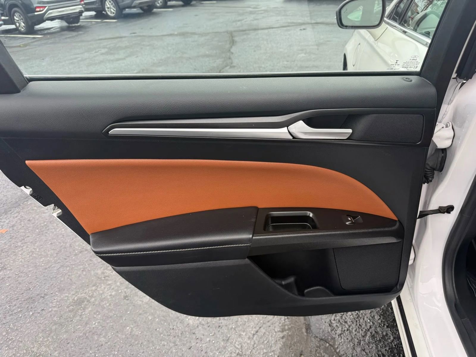 Used 2019 Ford Fusion Energi Titanium image 31