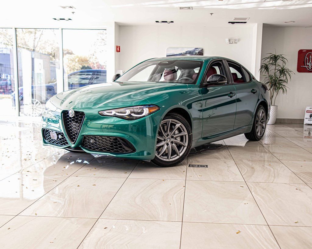 New 2025 Alfa Romeo Giulia AWD image 1