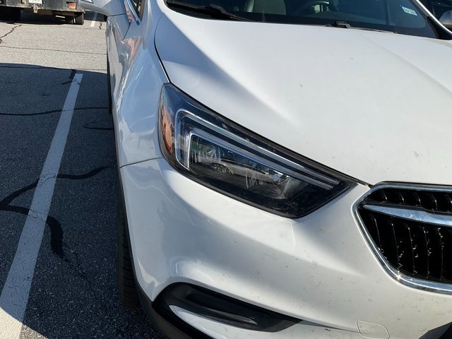 Used 2019 Buick Encore Preferred image 9