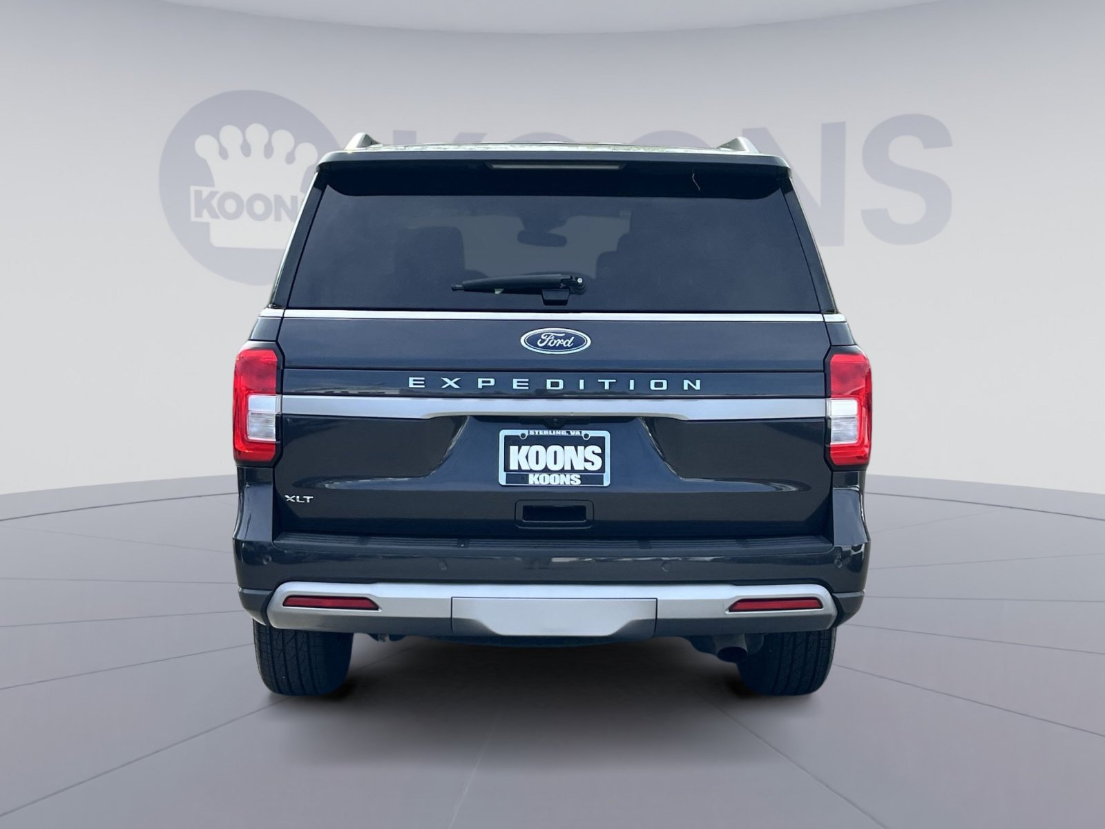 Used 2024 Ford Expedition XLT AWD/4WD image 10