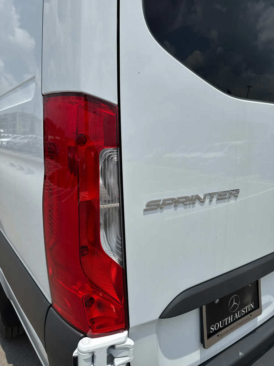 Used 2025 Mercedes-Benz Sprinter 2500 image 12