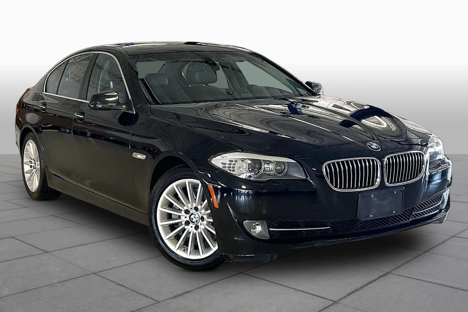 Used 2012 BMW 535i xDrive Sedan AWD/4WD image 2