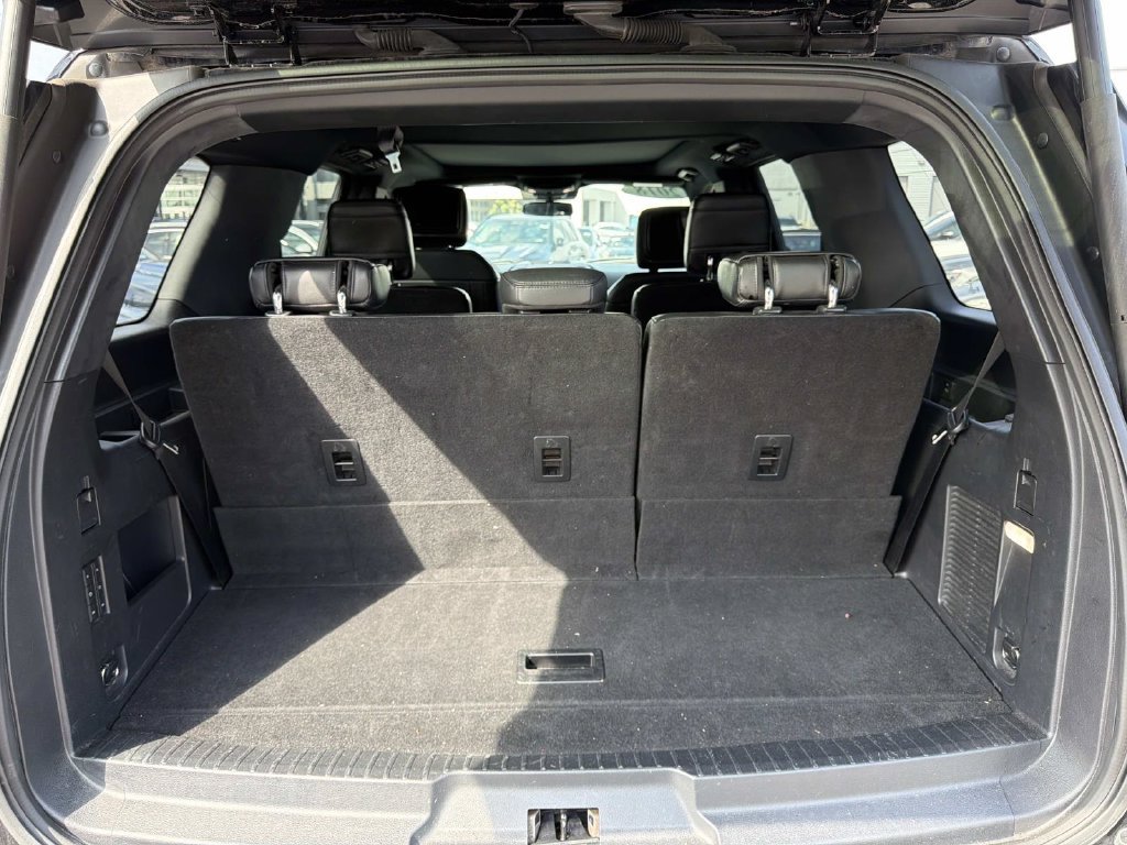 Used 2018 Ford Expedition Limited w/ Equipment Group 302A RWD image 8