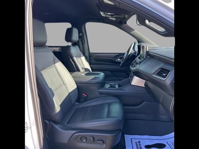 Used 2024 Chevrolet Tahoe Z71 w/ Luxury Package image 5