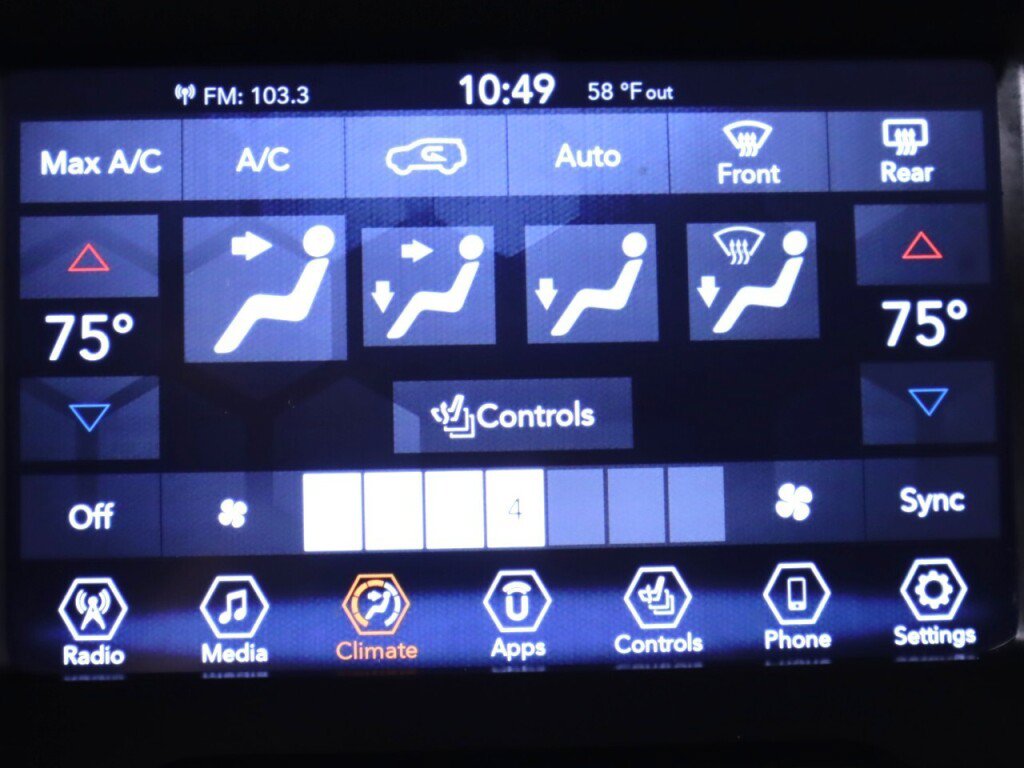 Used 2019 Jeep Renegade Altitude w/ Quick Order Package 2XM FWD image 16