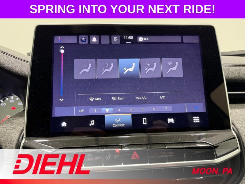 Used 2023 Jeep Compass Latitude image 28