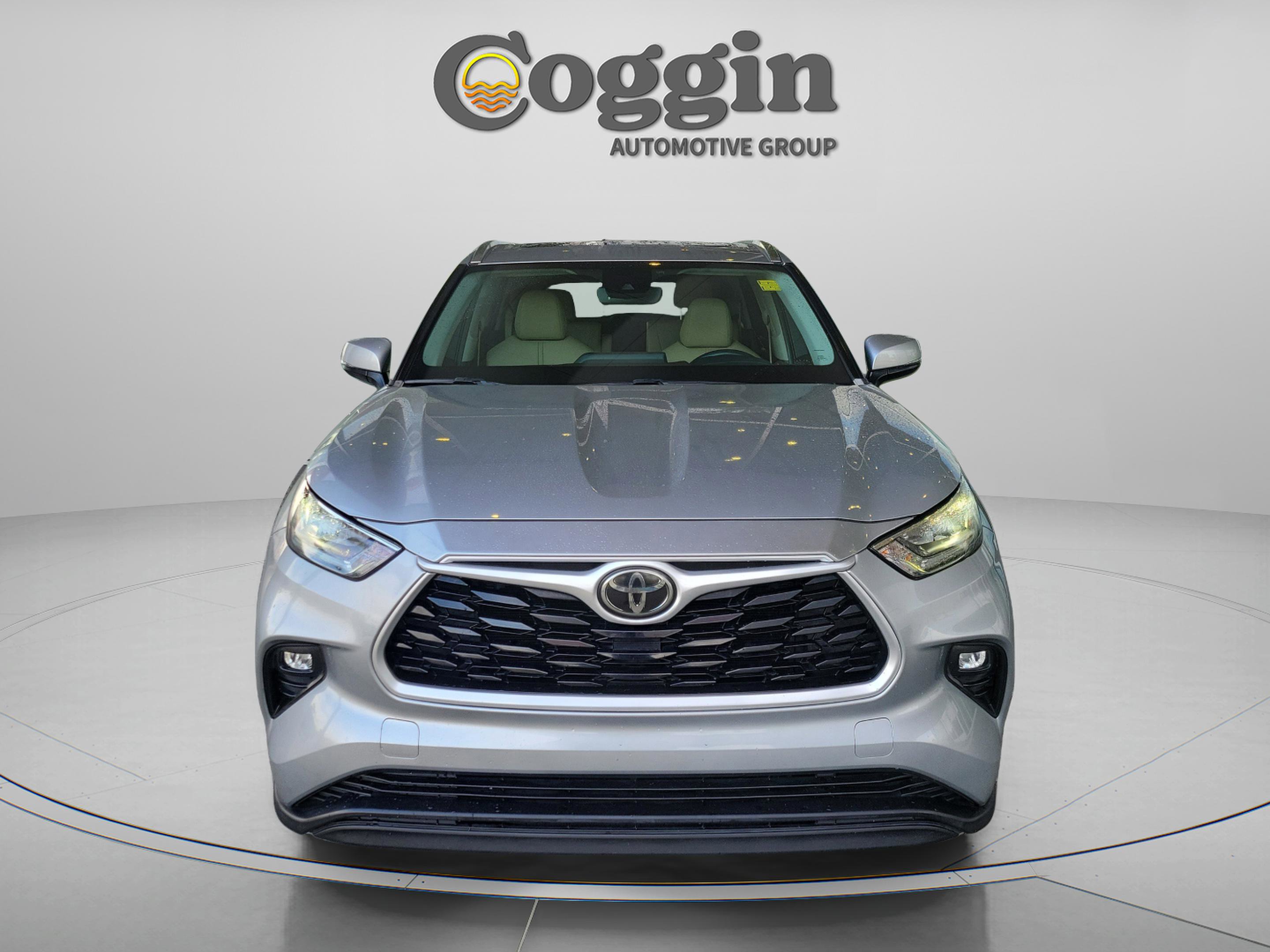 Used 2020 Toyota Highlander XLE image 8