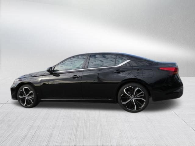 Used 2023 Nissan Altima 2.5 SR w/ SR Premium Package FWD image 5