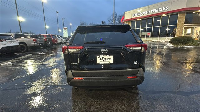 Used 2023 Toyota RAV4 LE image 30