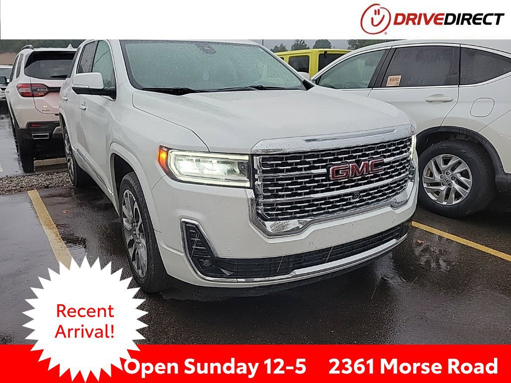 Used 2022 GMC Acadia Denali w/ Denali Technology Package AWD/4WD image 1