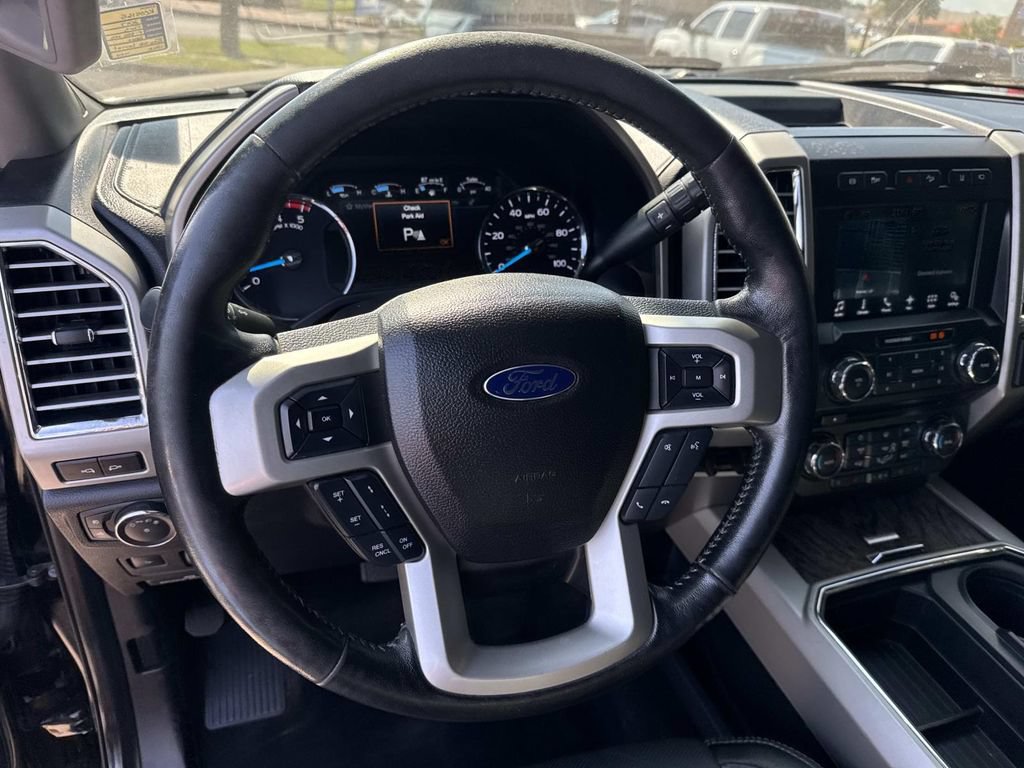 Used 2017 Ford F350 Lariat w/ Lariat Ultimate Package AWD/4WD image 23