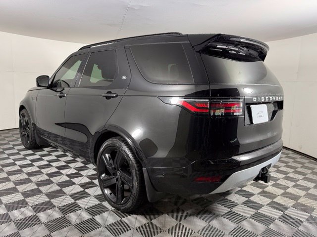 Used 2025 Land Rover Discovery Metropolitan Edition AWD/4WD image 4
